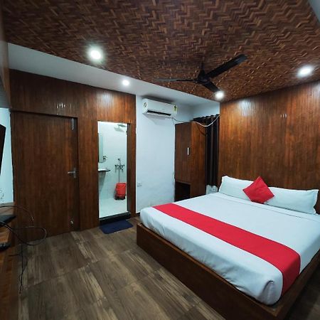 Hotel Rudraksha Inn Deoghar Exteriör bild