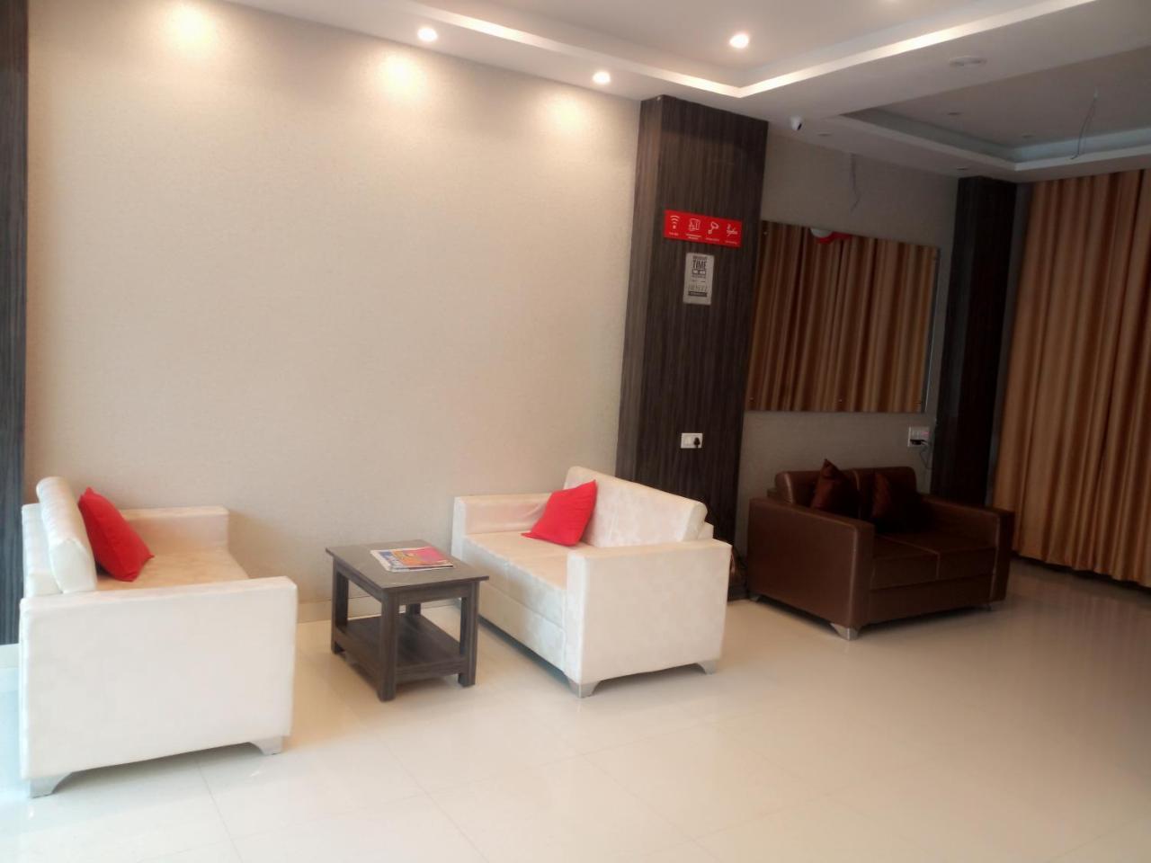 Hotel Rudraksha Inn Deoghar Exteriör bild