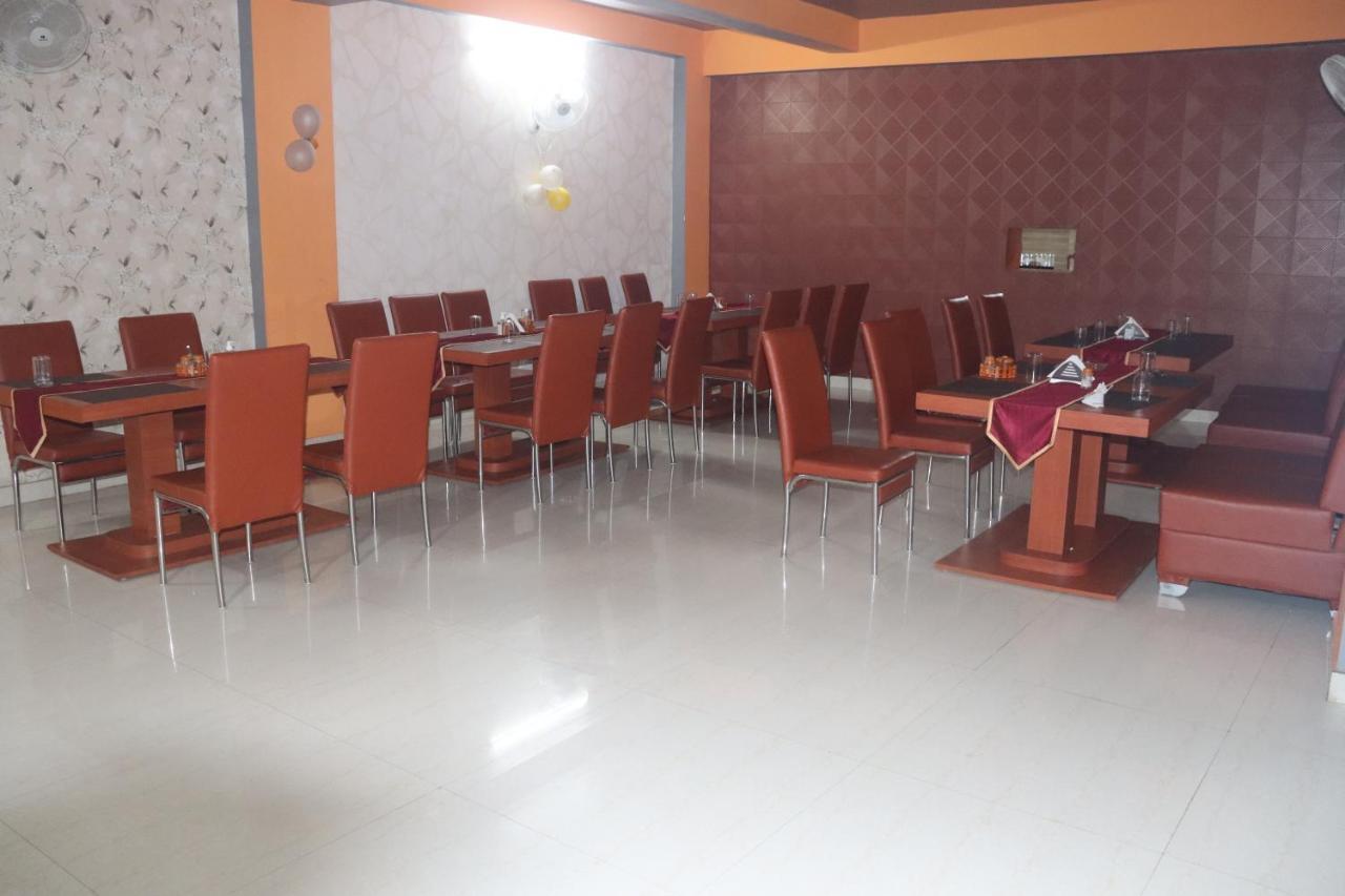 Hotel Rudraksha Inn Deoghar Exteriör bild